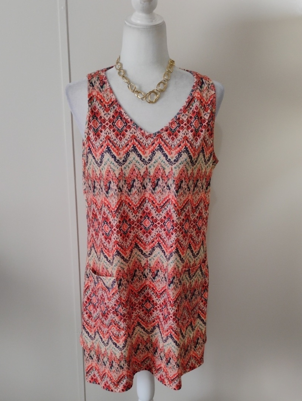 Sleeveless V-Neck Mini Dress in Coral Multi